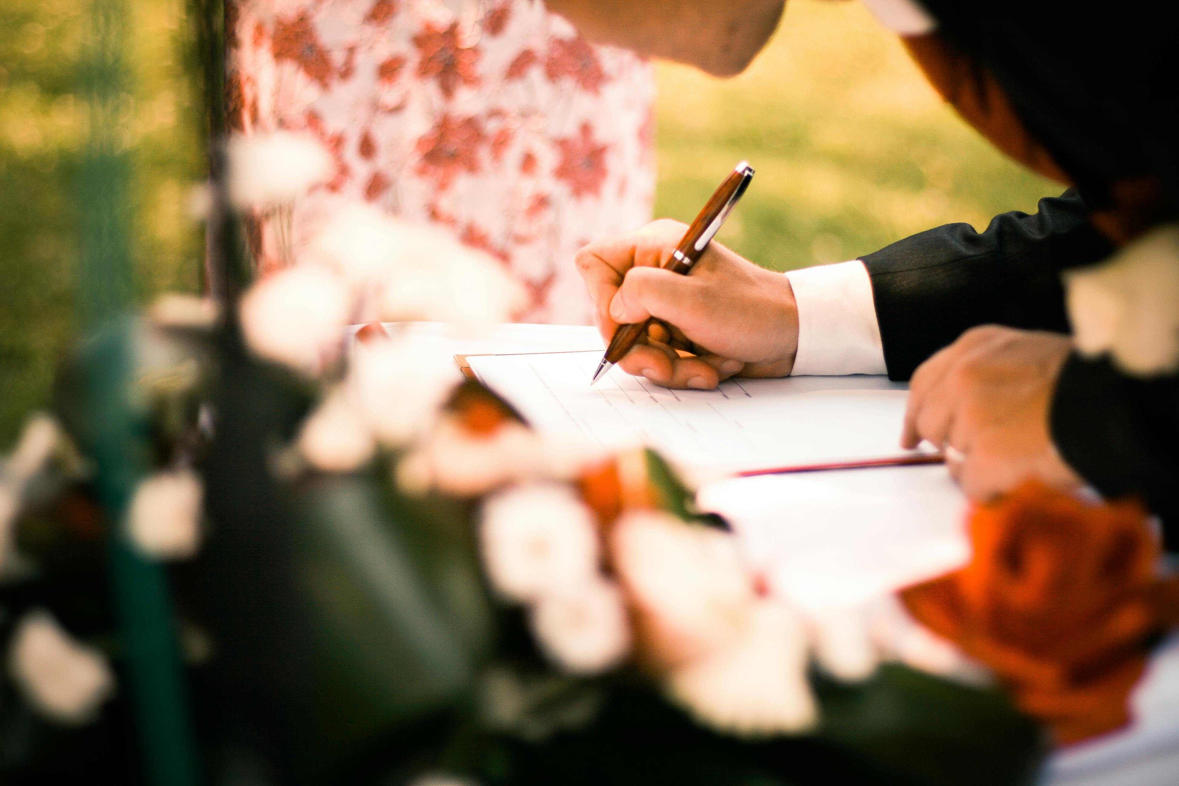 How To Find Birth,Marriage and Death Records in The Uk